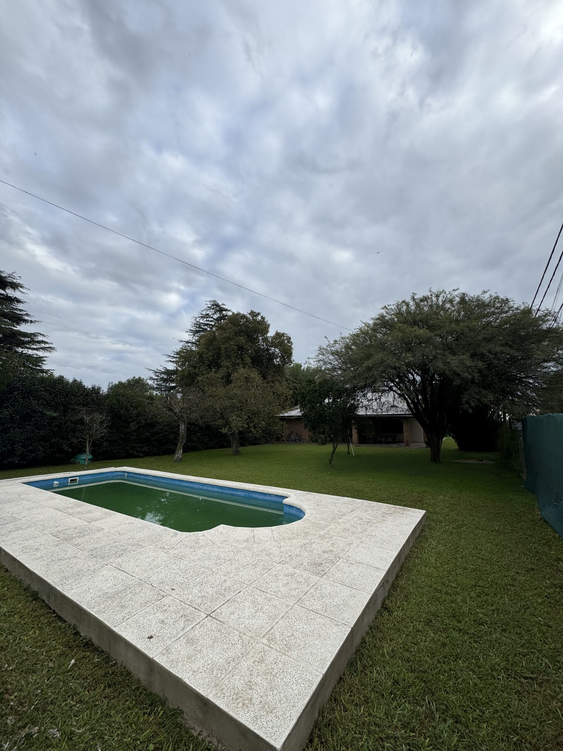 QUINTA FONTEZUELA: calle Servidia 220 esq. Elena Peña